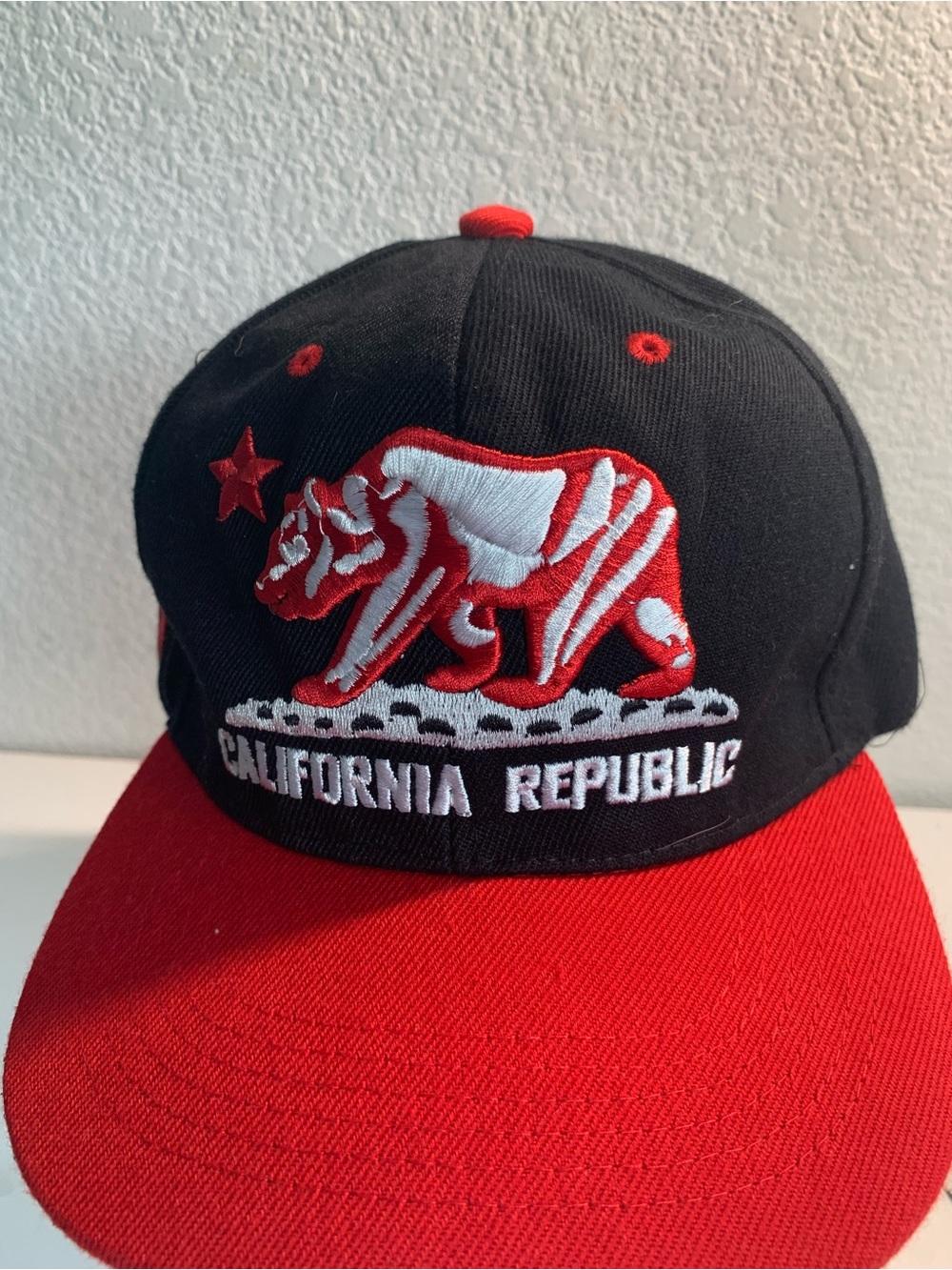 California Republic ' Snapback Hat - Black & Red